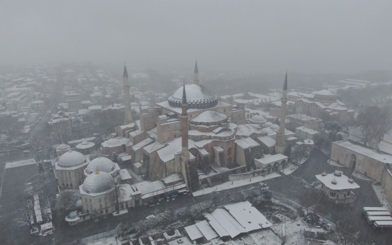 İstanbul beyaz gelinliğini yeniden giydi - Sayfa 10