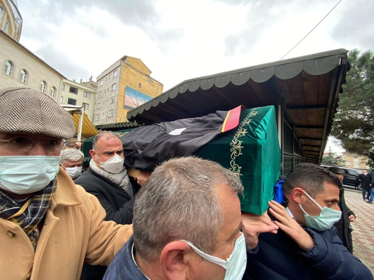 Talihsiz avukat için cenaze töreni - Sayfa 11