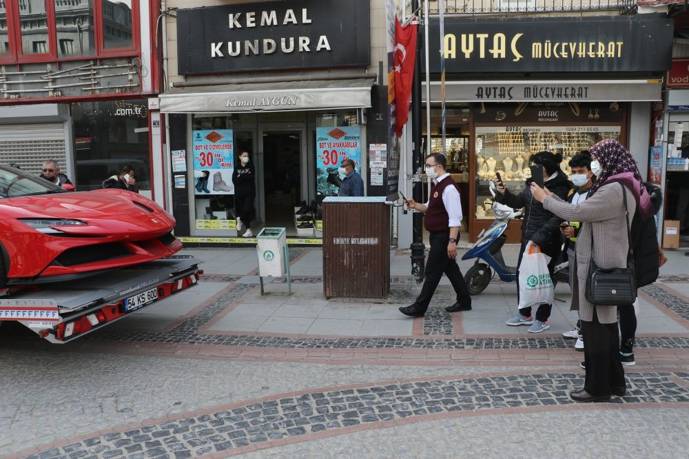 Kırmızı Ferrari Edirne'yi karıştırdı! - Sayfa 5