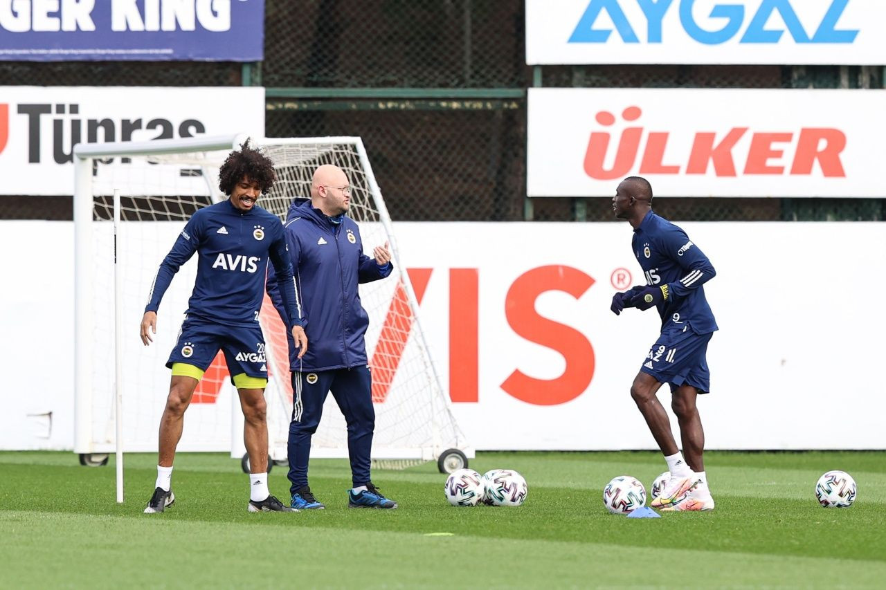 Jose Sosa: Emre Belözoğlu'nun gelişiyle bir şey değişmedi! - Sayfa 8