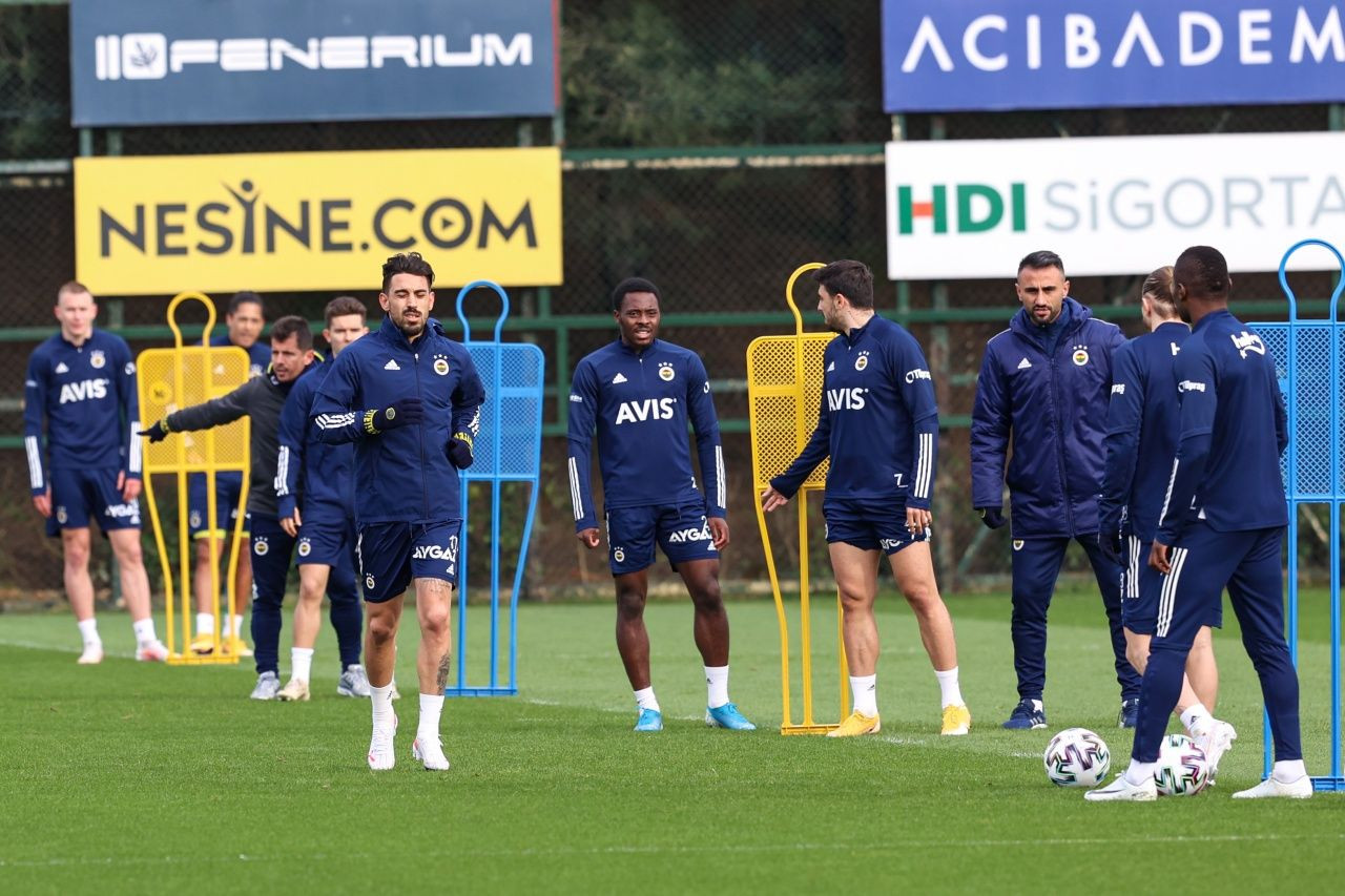 Jose Sosa: Emre Belözoğlu'nun gelişiyle bir şey değişmedi! - Sayfa 11