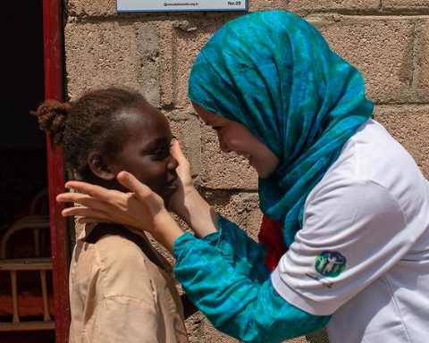 Gamze Özçelik kalpleri ısıtmaya devam ediyor - Sayfa 12