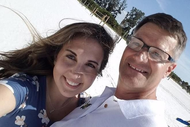 Film değil gerçek! Nişanlısının 61 yaşındaki babasıyla ilişki yaşadı! - Sayfa 5