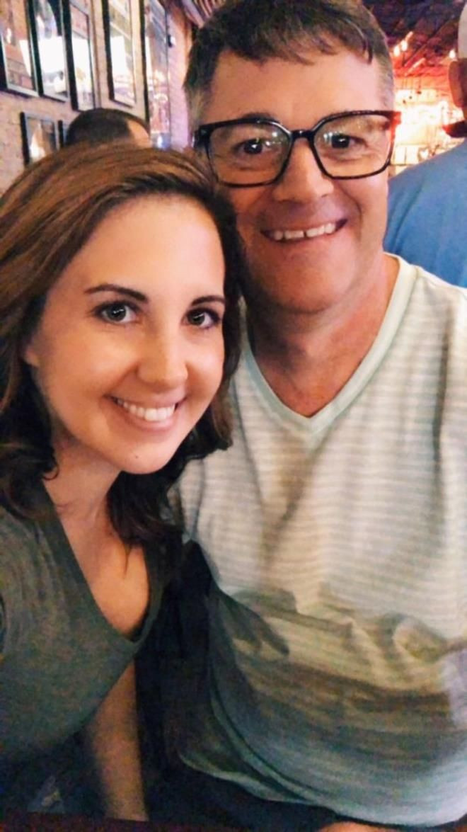 Film değil gerçek! Nişanlısının 61 yaşındaki babasıyla ilişki yaşadı! - Sayfa 6