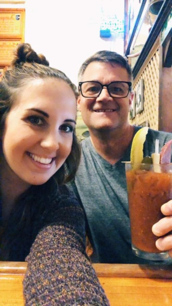 Film değil gerçek! Nişanlısının 61 yaşındaki babasıyla ilişki yaşadı! - Sayfa 7