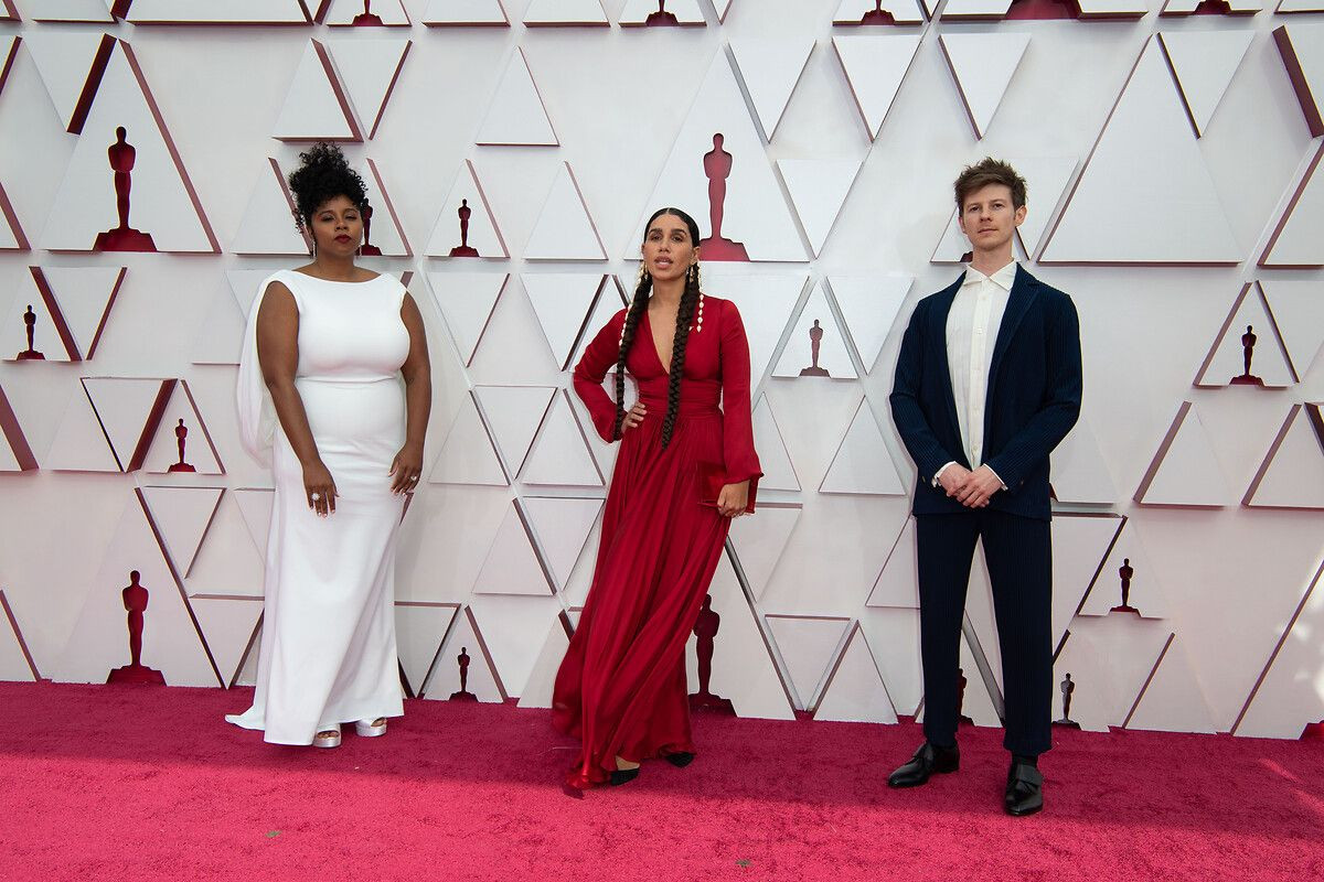 Kırmızı halıda şıklık yarışı - Sayfa 25