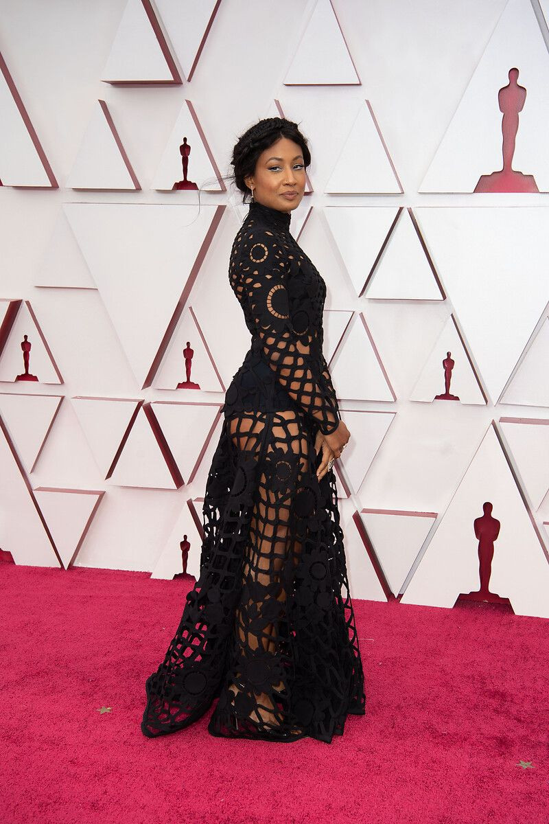 Kırmızı halıda şıklık yarışı - Sayfa 21