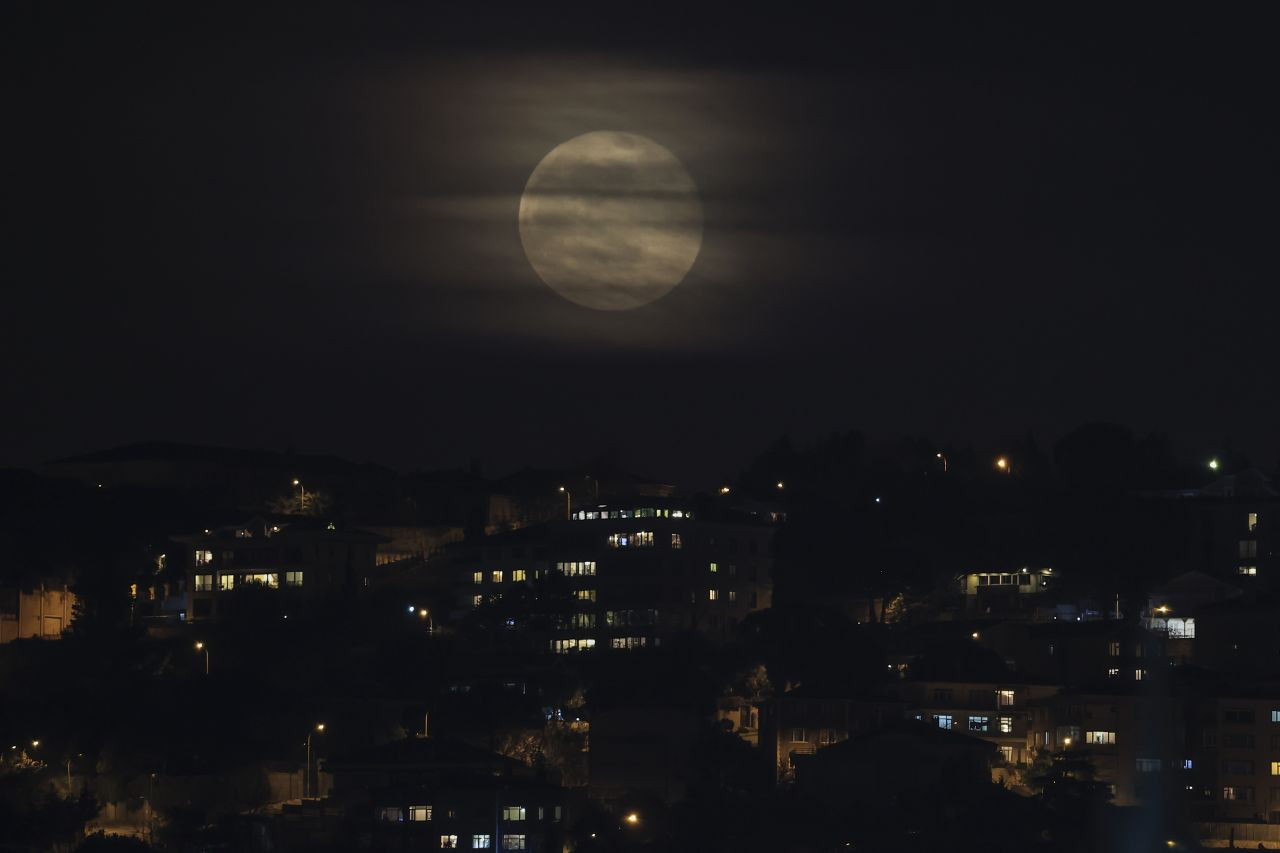 Yılın ilk Süper Ay'ı böyle görüntülendi - Sayfa 11