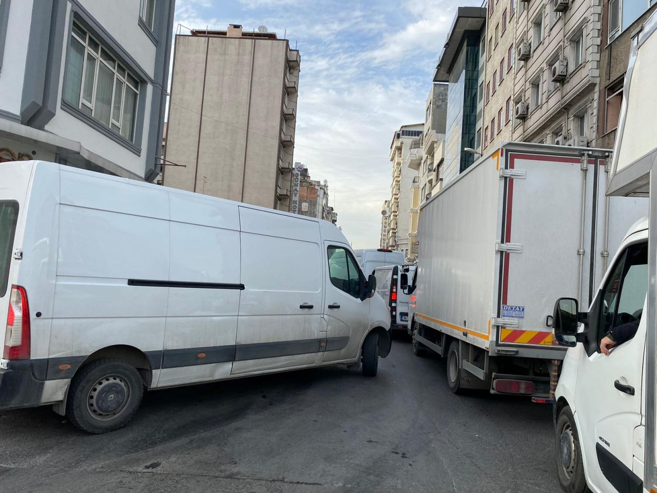 İstanbul trafiği tamamen kilitlendi - Sayfa 22
