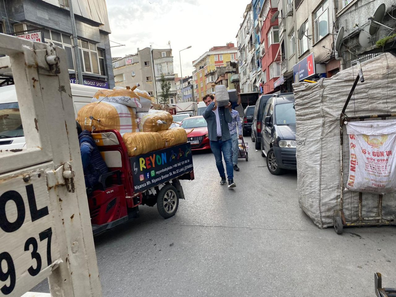 İstanbul trafiği tamamen kilitlendi - Sayfa 17