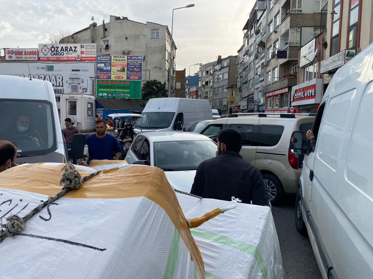 İstanbul trafiği tamamen kilitlendi - Sayfa 18