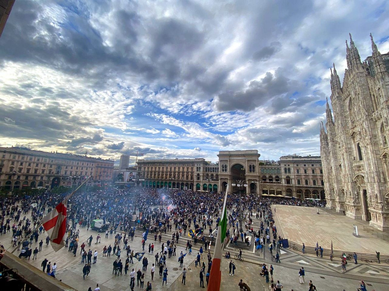 Inter taraftarları Covid-19'u unuttu - Sayfa 8