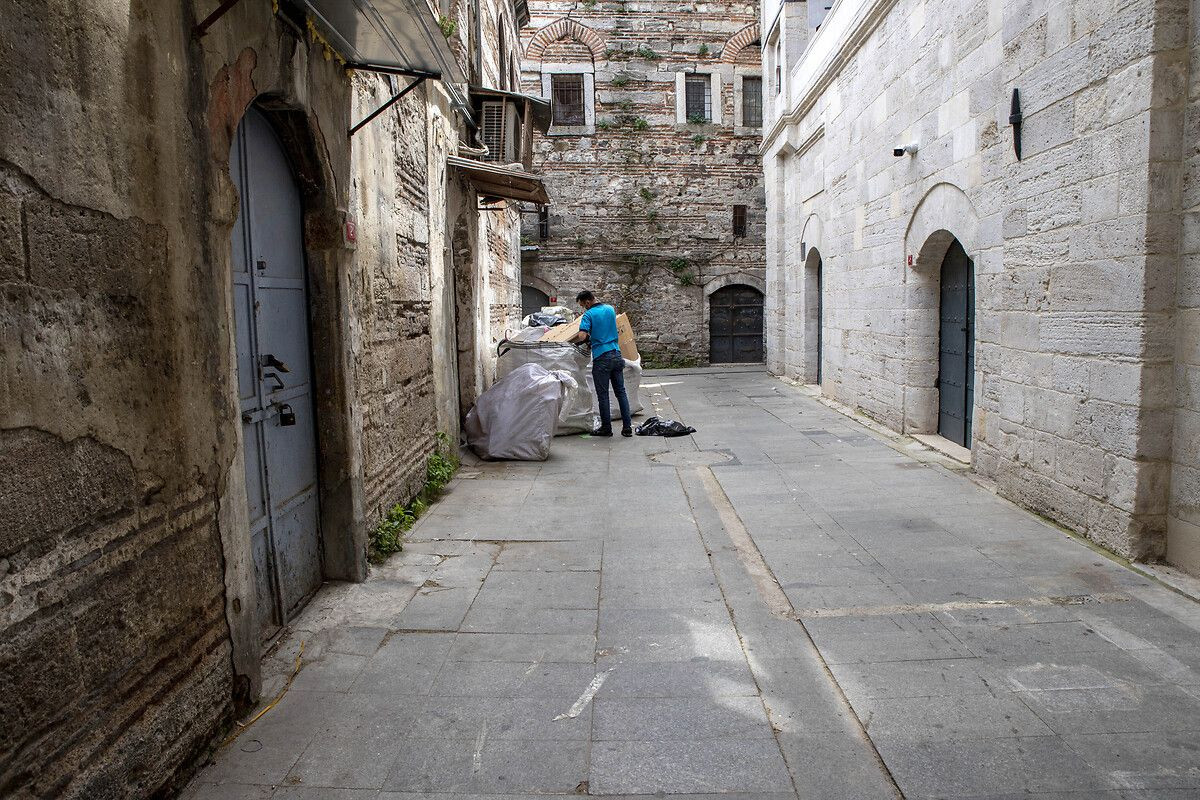 Tam kapanma sonuç verdi, vakalar geriliyor - Sayfa 17