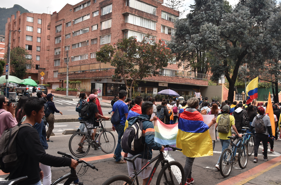 Kolombiya'da hükümet karşıtı protestolar devam ediyor - Sayfa 38