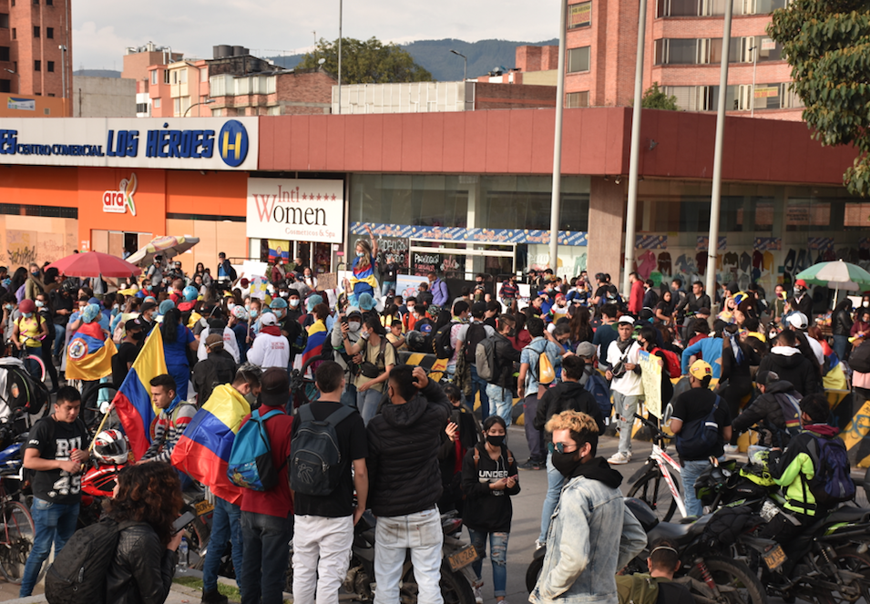 Kolombiya'da hükümet karşıtı protestolar devam ediyor - Sayfa 43