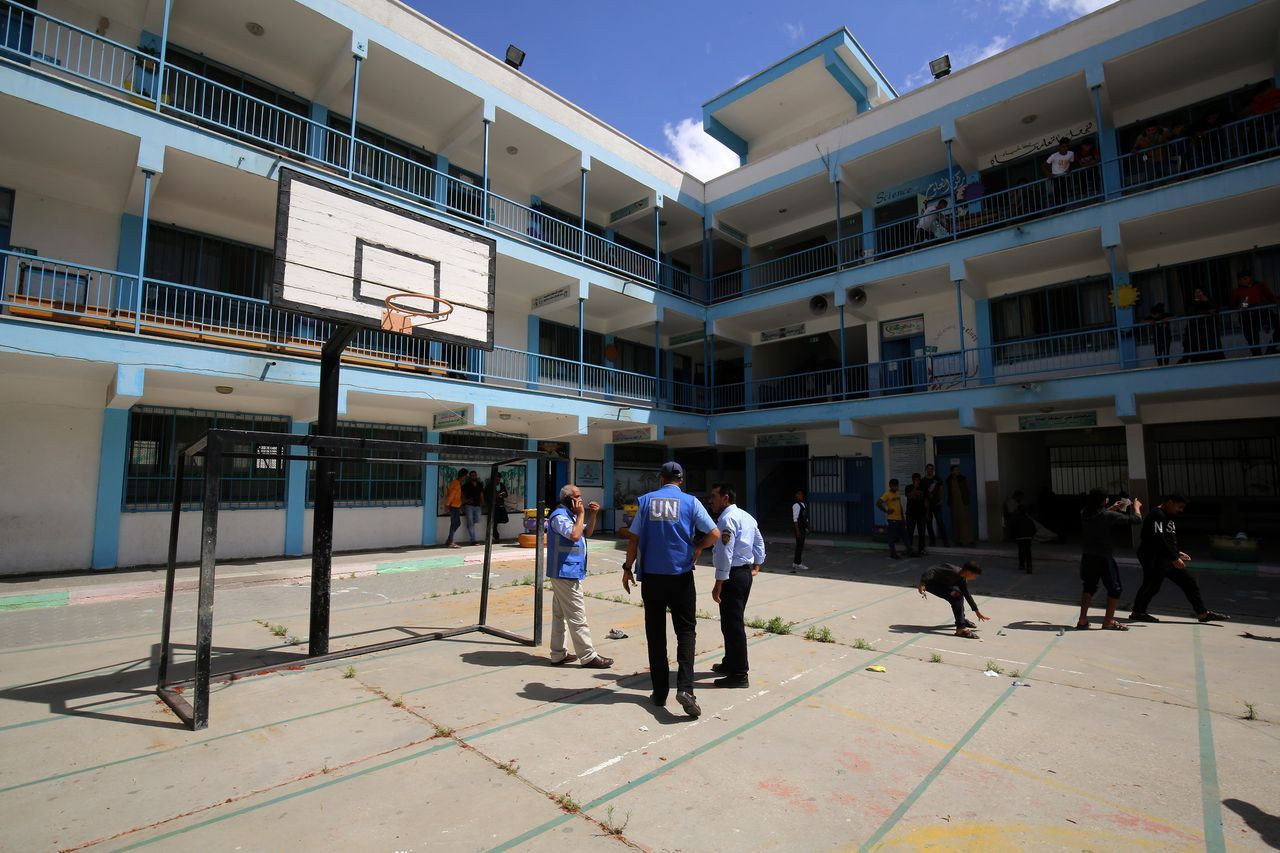 İsrail'in gazabından okullara sığındılar - Sayfa 22