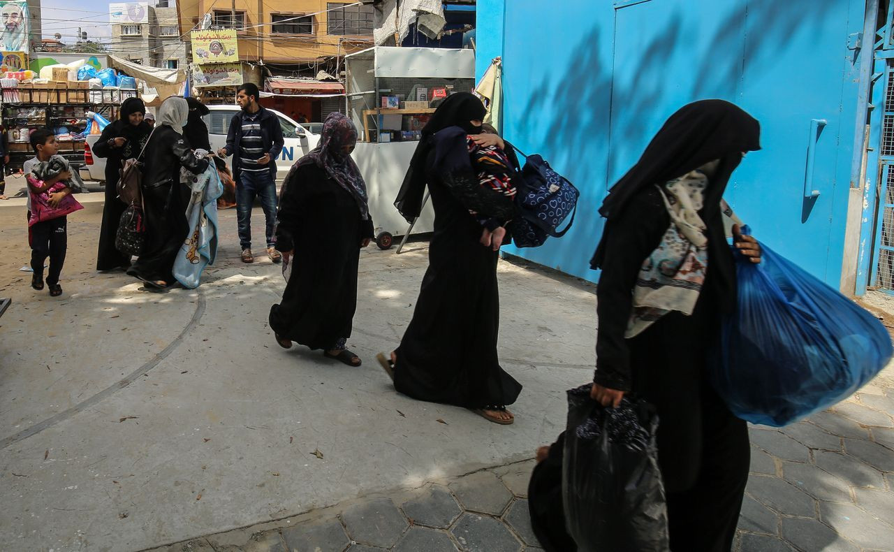 İsrail'in gazabından okullara sığındılar - Sayfa 23