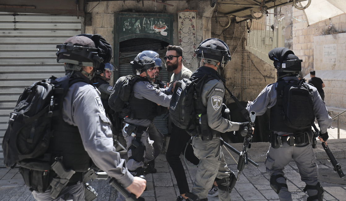 İsrail polisinden Şam Kapısı'ndaki Filistinlilere saldırı - Sayfa 5