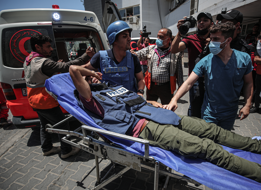 İsrail'in saldırılarında Anadolu Ajansı kameramanı yaralandı - Sayfa 6