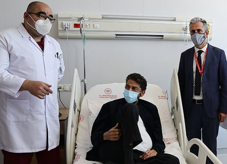 Hakan Taşıyan'ın sağlık durumuyla ilgili sevenlerine iyi haber - Sayfa 6