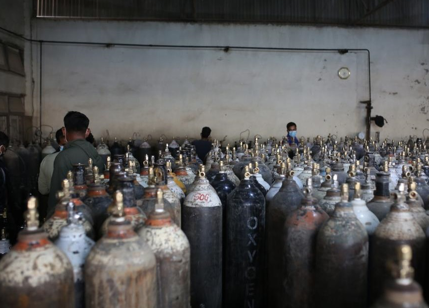 Hindistan'dan sonra Nepal de koronavirüs felaketiyle karşı karşıya - Sayfa 11