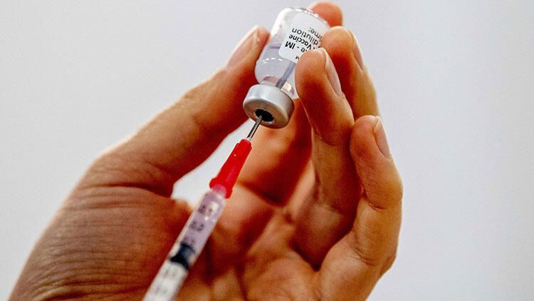 "270 milyon doz aşı Türkiye'yi koronavirüs tünelinden çıkarır" - Sayfa 17