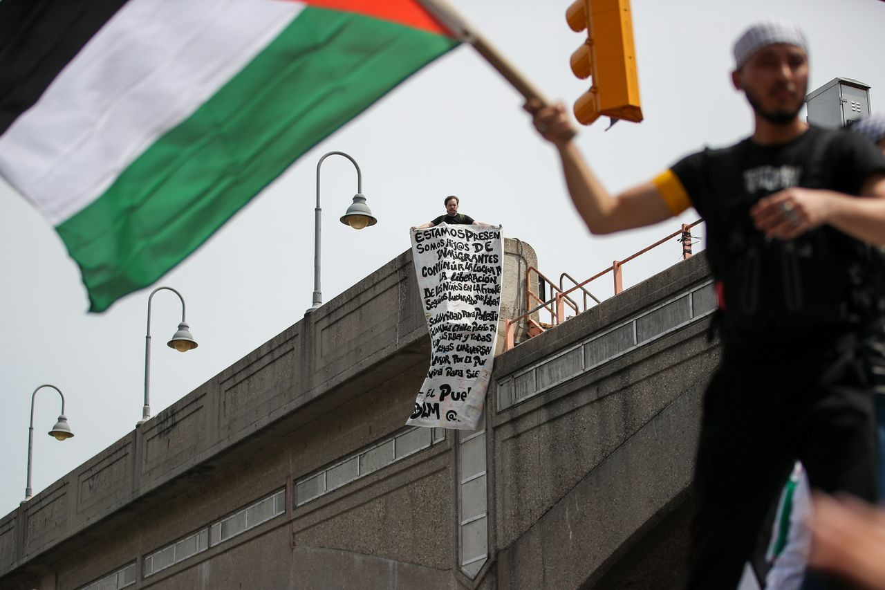 New York'ta binler Filistin için yürüdü - Sayfa 11