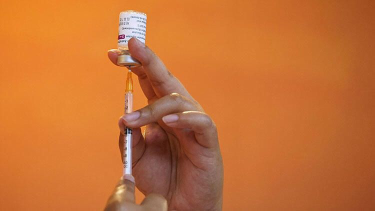 "270 milyon doz aşı Türkiye'yi koronavirüs tünelinden çıkarır" - Sayfa 11