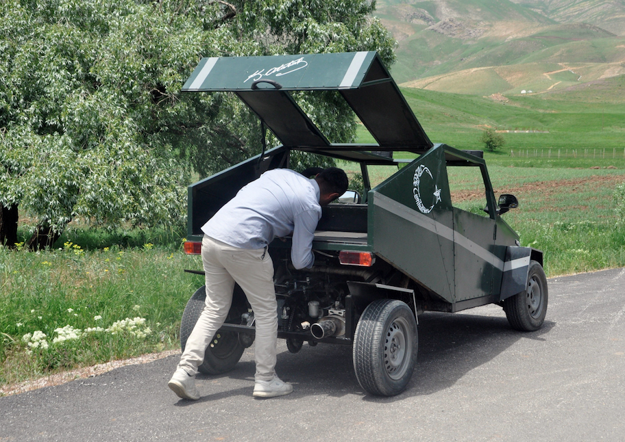 Yüksekovalı çobandan 'Hummer' araba - Sayfa 16