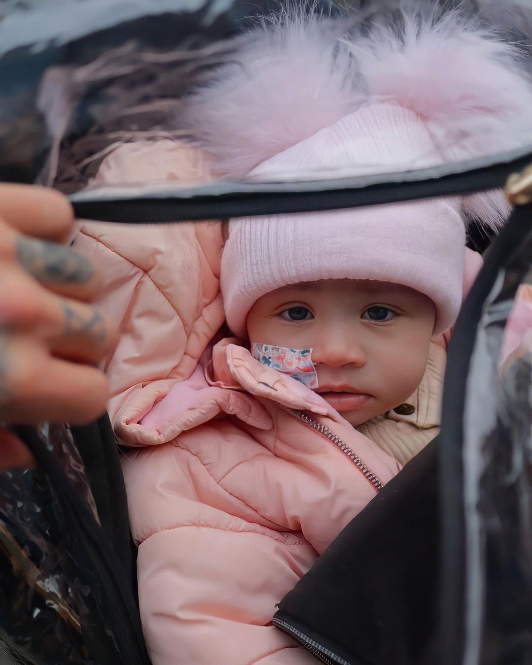 Ashley Cain - Safiyya Vorajee çifti minik kızlarını toprağa verdi - Sayfa 18