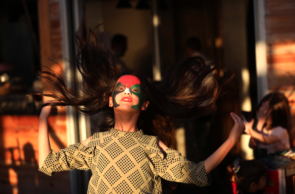 İsrail'in saldırılarında evleri yıkılan Filistinliler okullarda kalıyor - Sayfa 40