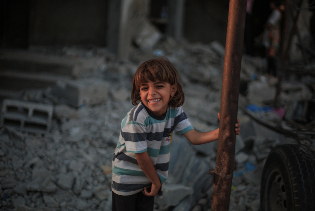 İsrail'in saldırılarında evleri yıkılan Filistinliler okullarda kalıyor - Sayfa 32