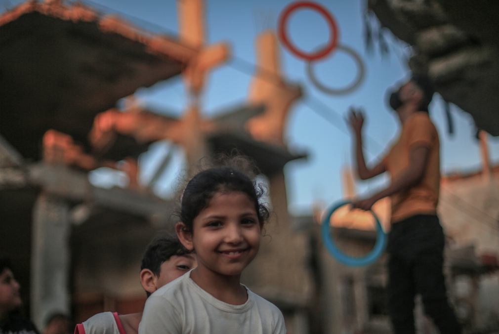 İsrail'in saldırılarında evleri yıkılan Filistinliler okullarda kalıyor - Sayfa 35