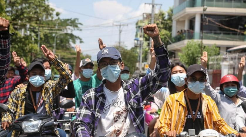 Myanmar ordusundan korkunç şantaj: Öldürdükleri gençlerin cesetlerini kapılara bırakıyorlar - Sayfa 8