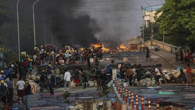 Myanmar ordusundan korkunç şantaj: Öldürdükleri gençlerin cesetlerini kapılara bırakıyorlar - Sayfa 16