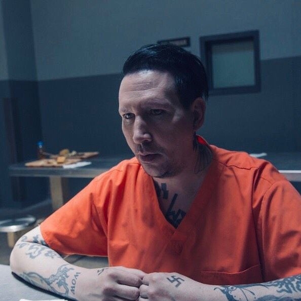 Dünyaca ünlü şarkıcı hakkında tutuklama kararı çıkarıldı: Cinsel saldırıyla suçlanıyor - Sayfa 12