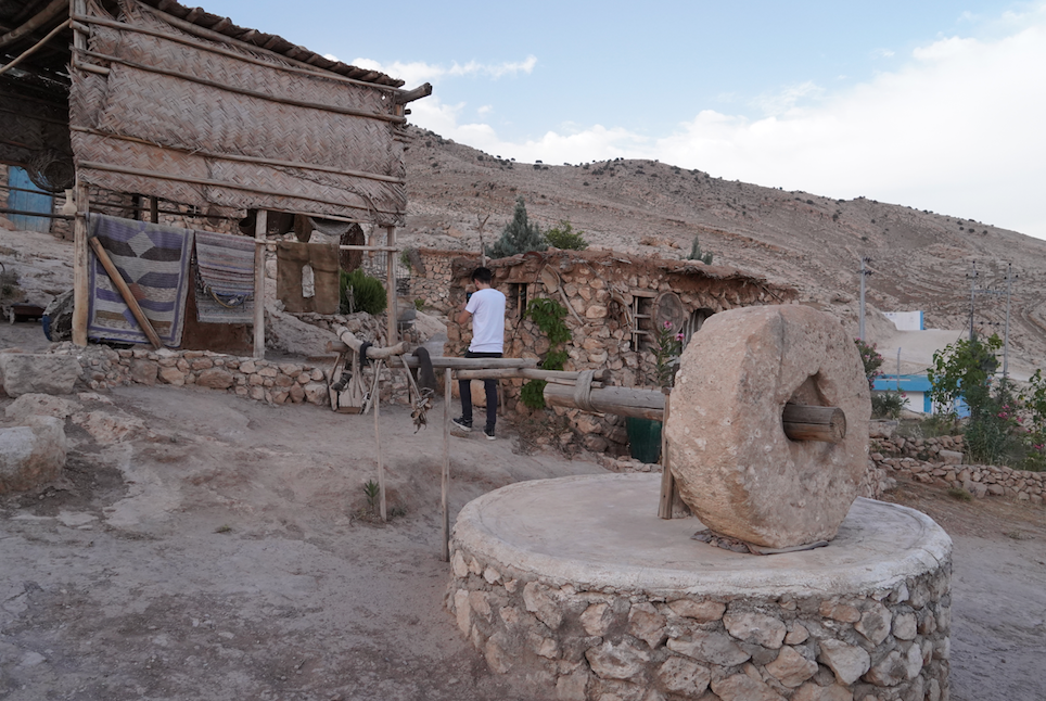 Iraklı sanatçı tarih kitaplarında okuduğu Alkuş köyünü yeniden inşa etti - Sayfa 8