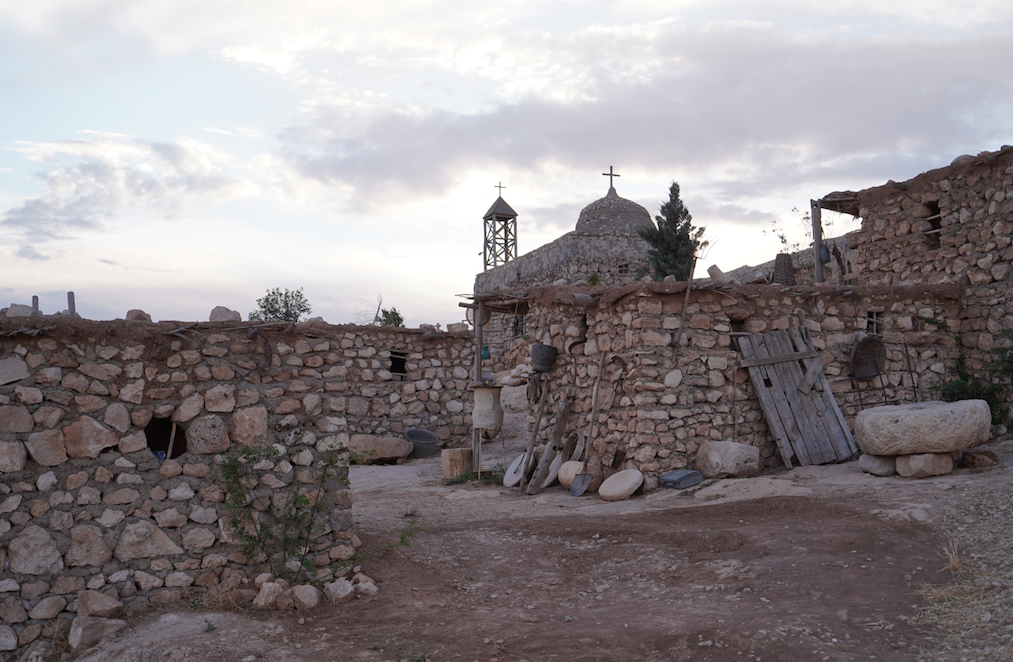 Iraklı sanatçı tarih kitaplarında okuduğu Alkuş köyünü yeniden inşa etti - Sayfa 32