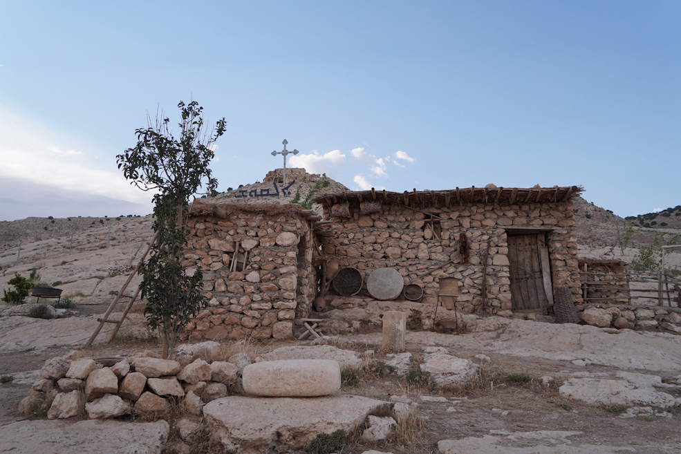 Iraklı sanatçı tarih kitaplarında okuduğu Alkuş köyünü yeniden inşa etti - Sayfa 6