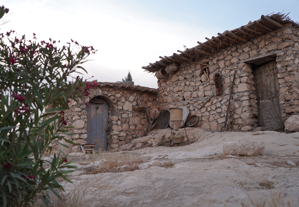 Iraklı sanatçı tarih kitaplarında okuduğu Alkuş köyünü yeniden inşa etti - Sayfa 11