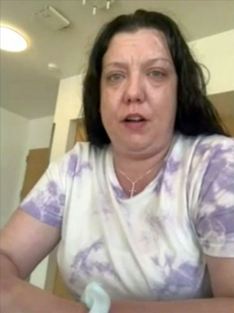 TikTok akımı uğruna canından oluyordu! Küçük kız önce evi sonra kendisini yaktı - Sayfa 10