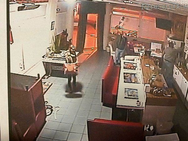 Eşi boşanmak isteyince elleriyle mezar kazdırdı, çırılçıplak soyup tecavüz etti! - Sayfa 5