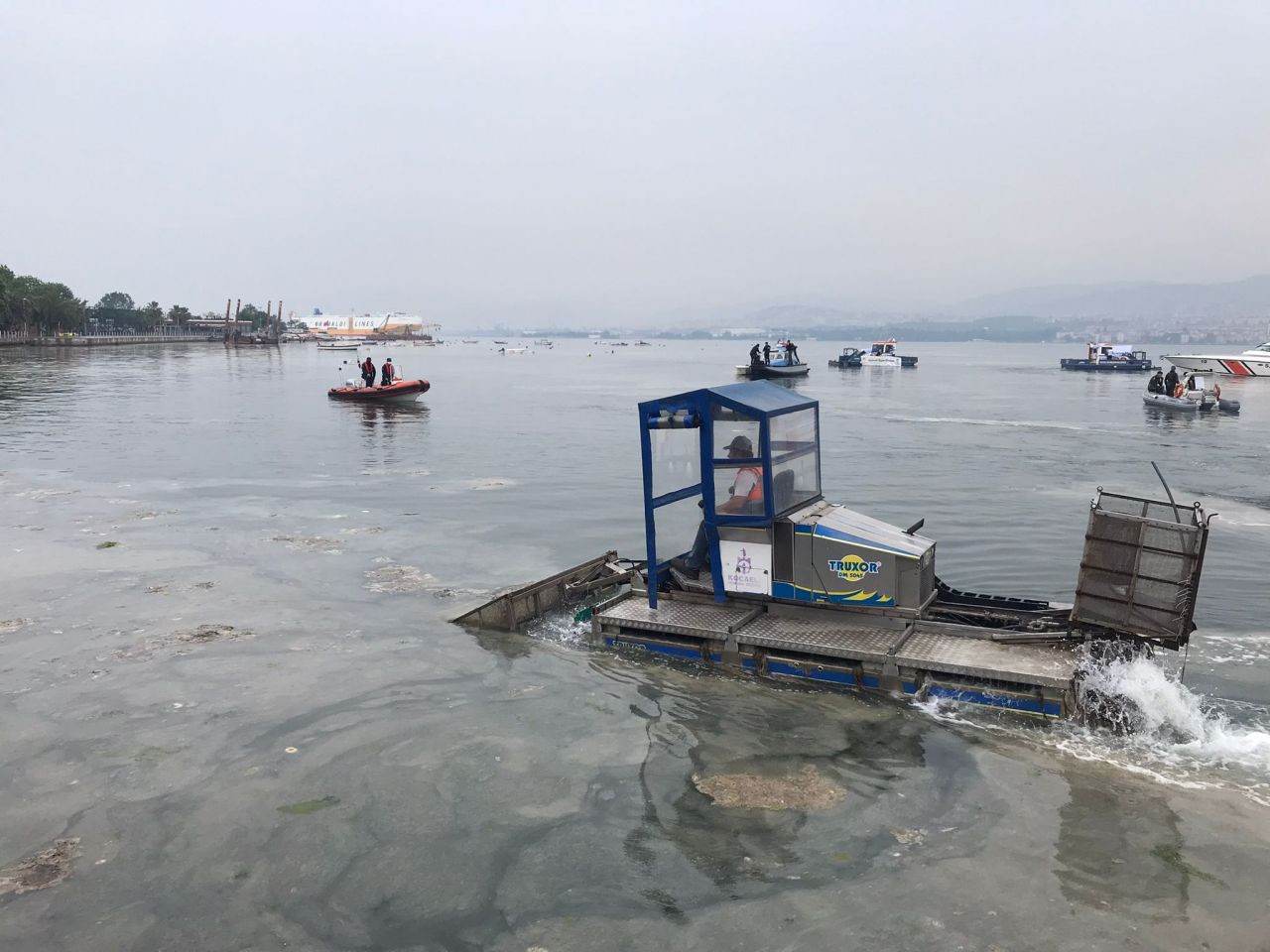 Türkiye'nin en büyük deniz seferberliği başladı! Denizlerdeki müsilaj temizleniyor - Sayfa 25