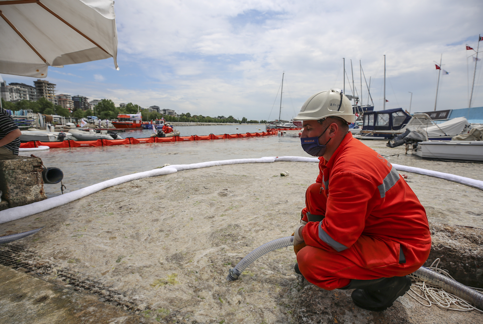 Türkiye'nin en büyük deniz seferberliği başladı! Denizlerdeki müsilaj temizleniyor - Sayfa 12