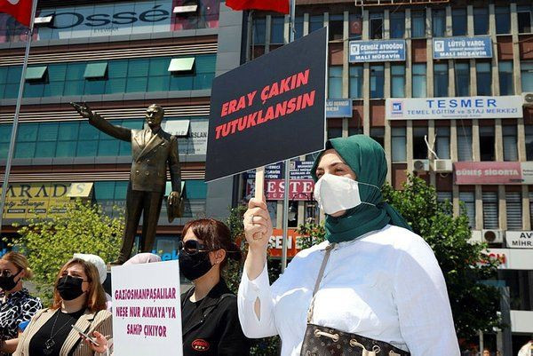Başörtülü akademisyene çirkin saldırının detayları ortaya çıktı: Saçlarımı açıp, yüzüme vurdu! - Sayfa 5