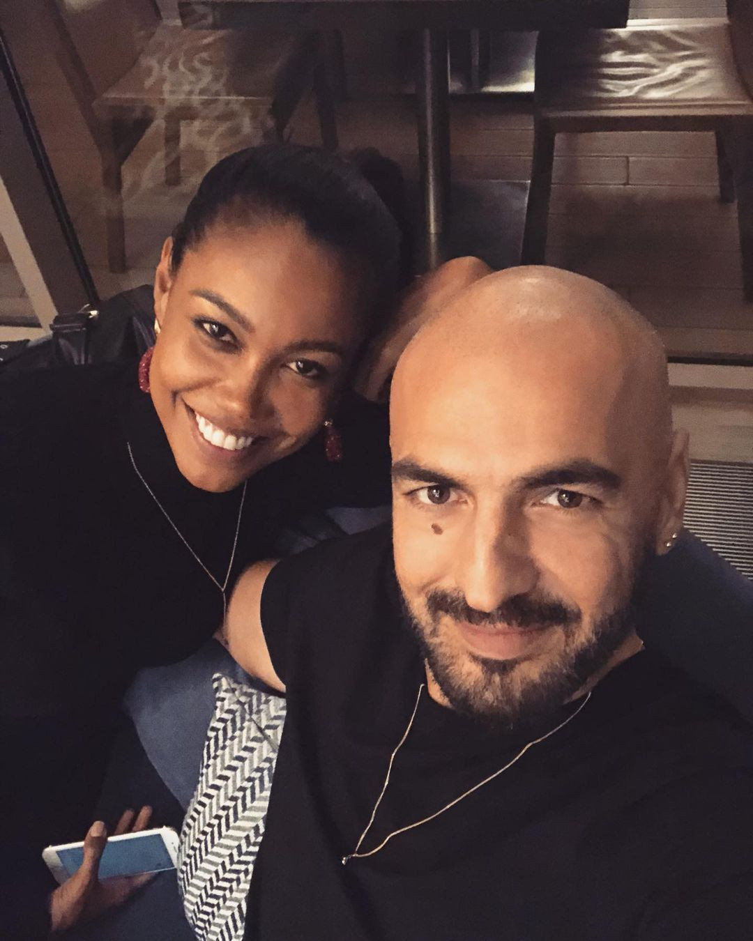 Soner Sarıkabadayı'ya büyük şok! Villa tartışmasında araya asistanı girdi, komşuyula kavga etti - Sayfa 6