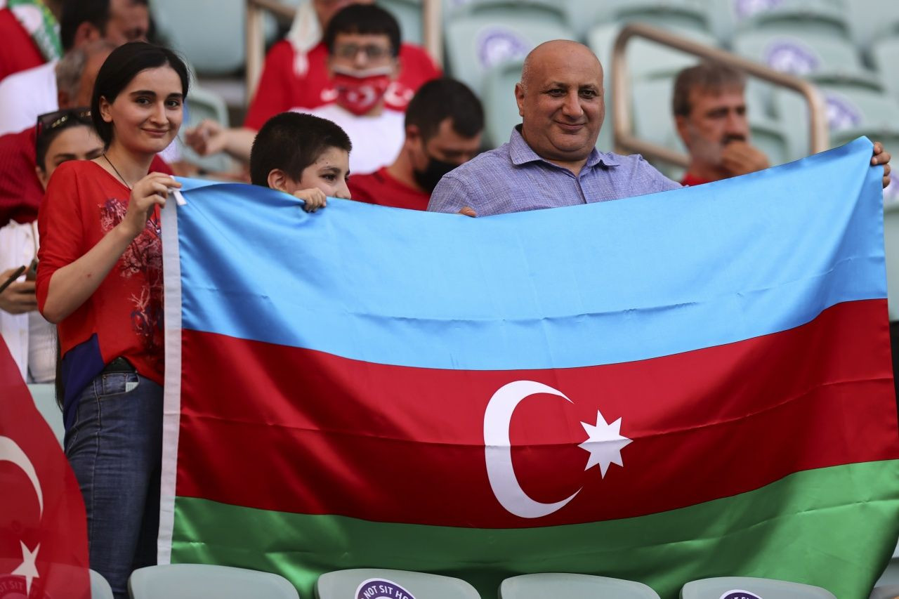 Bakü bugün Kırmızı-Beyaz... Haydi Milli Takım! - Sayfa 6