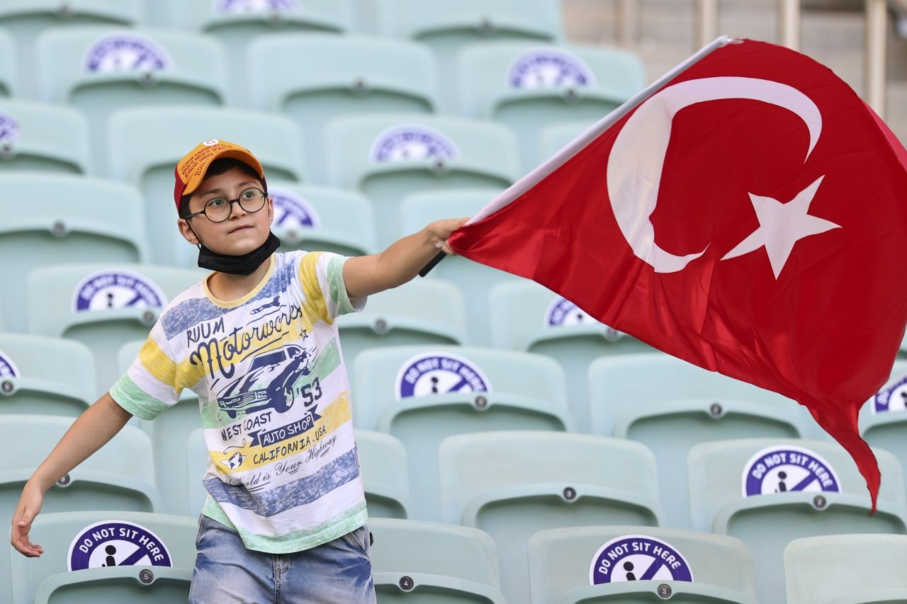 Bakü bugün Kırmızı-Beyaz... Haydi Milli Takım! - Sayfa 7