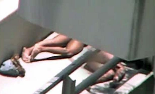 Böyle canilik görülmedi: Yamyam, evsiz adamın canlı canlı suratını yedi! - Sayfa 7