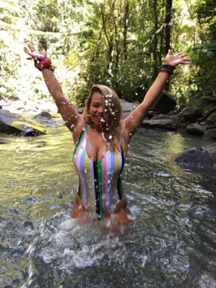 Dünya bu skandalı konuşuyor: Tecavüzü söylemesin diye milyon dolarlar ödenmiş! - Sayfa 9